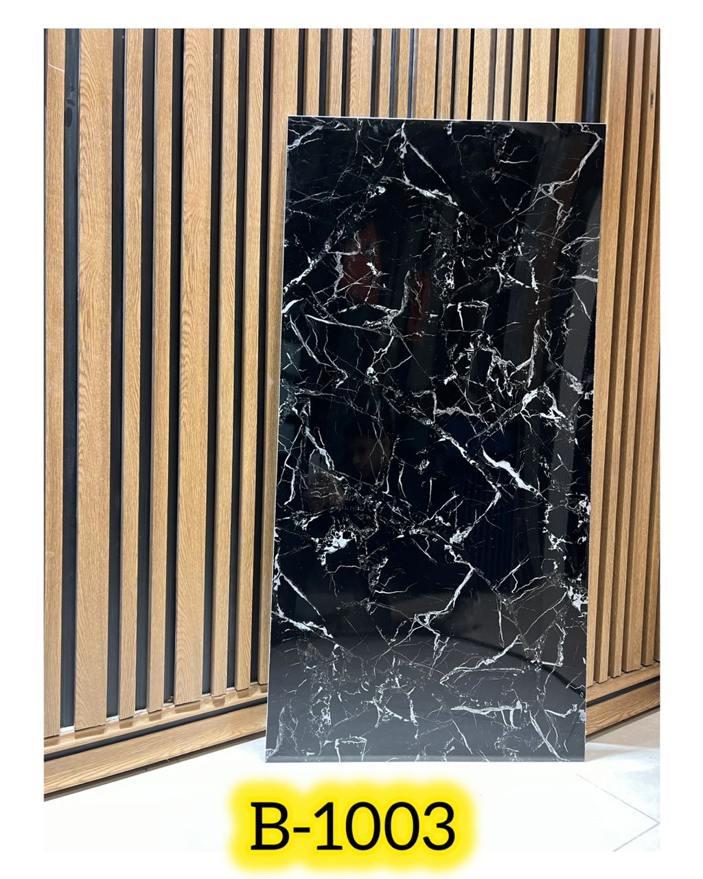 ورق ماربل مشکی براق رگه سفید B1003
